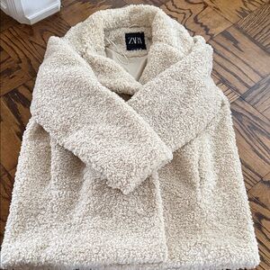 Zara Women's Off-White Teddy Jacket